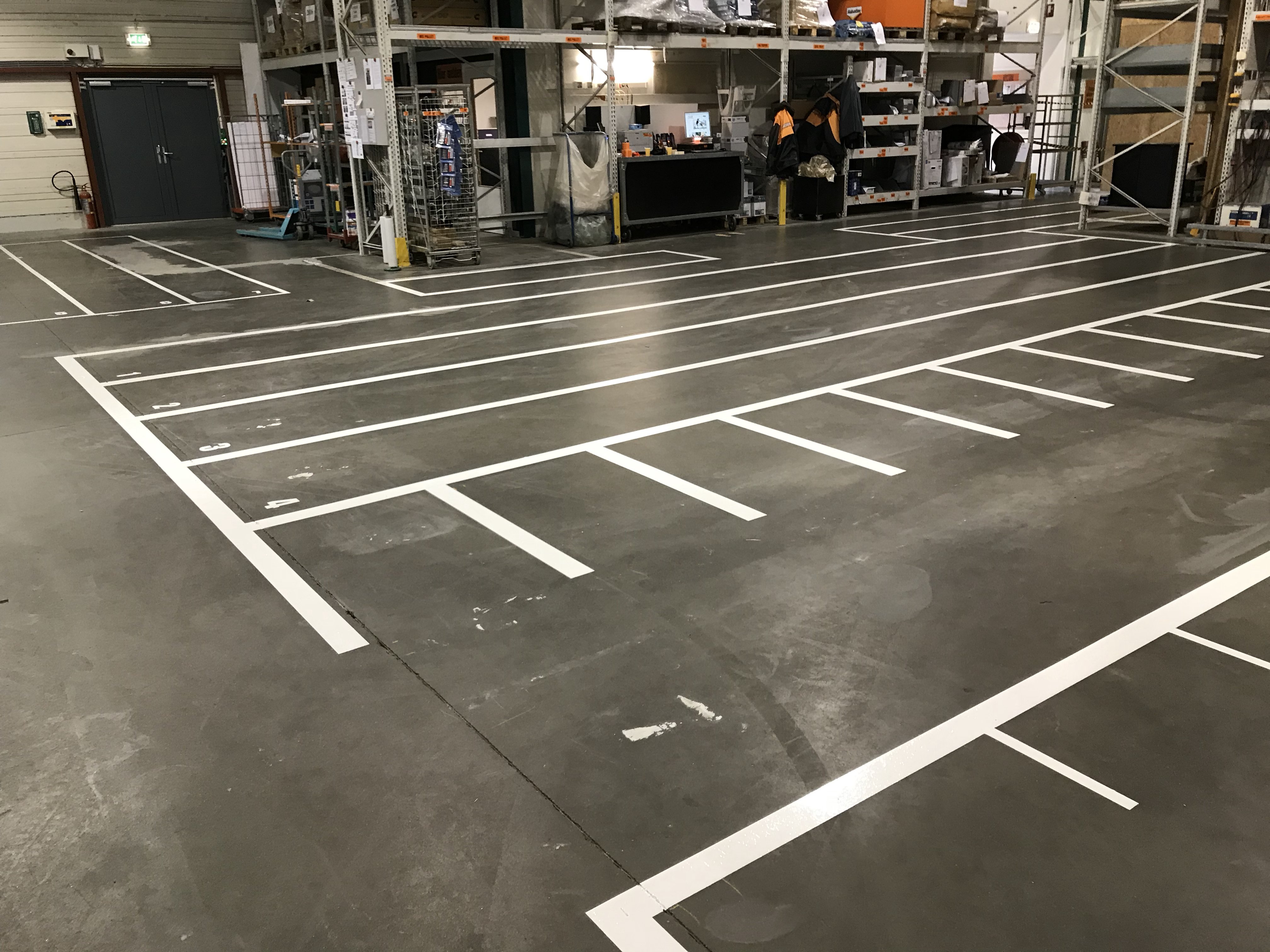 Logistieke vloermarkering voor Hornbach Nederland