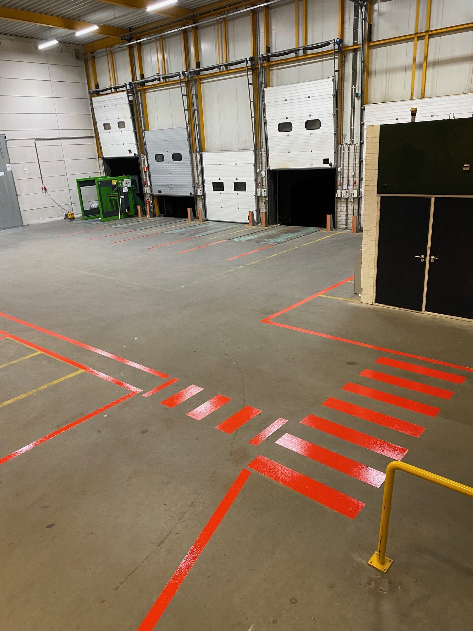 Vloermarkering met 2K coating in 's Hertogenbosch