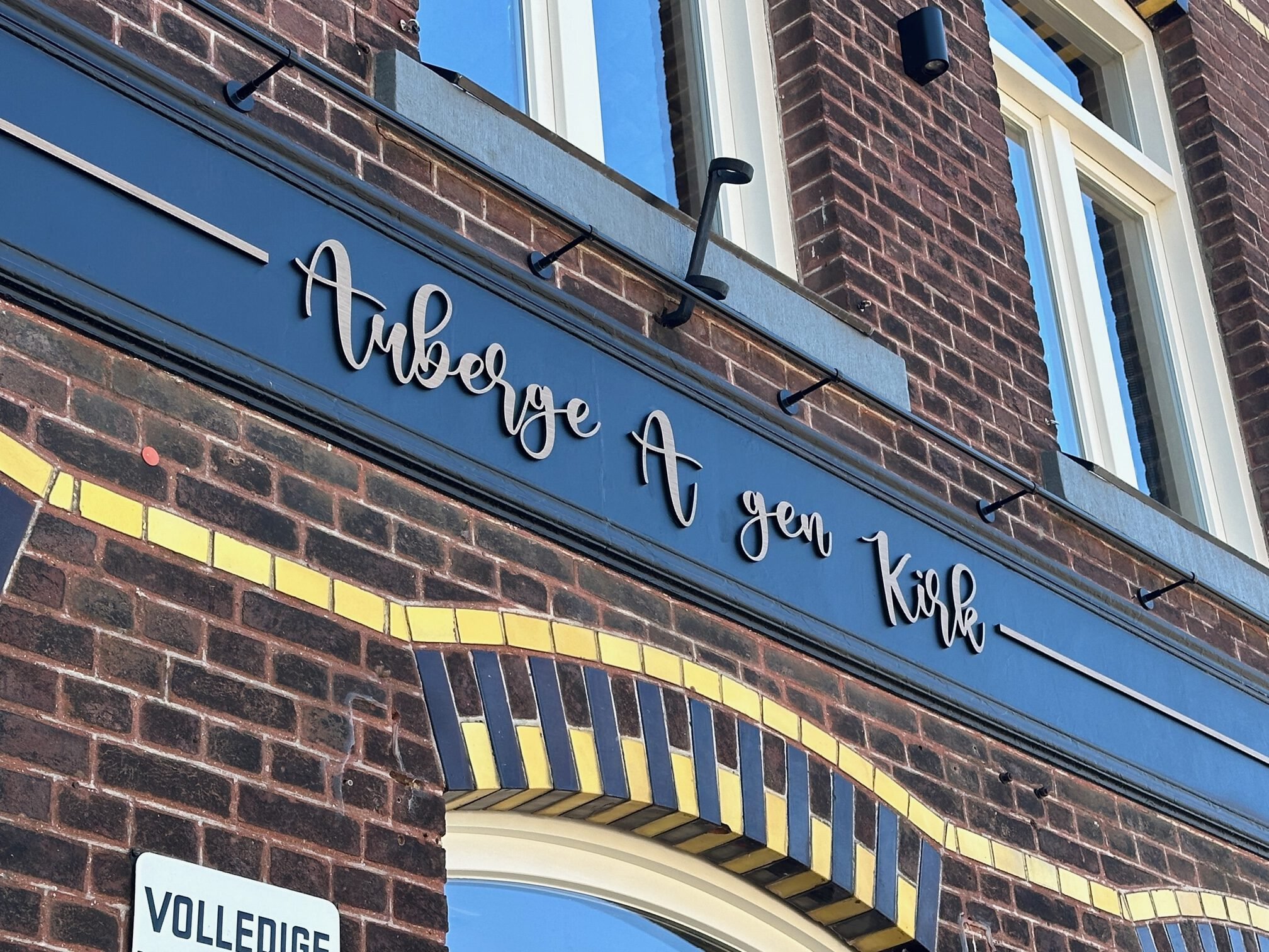 gevellogo bedrijfslogo horeca gevelreclame in limburg maastricht parkstad en heerlen