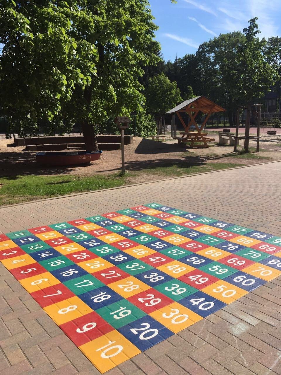 Schoolpleinspel in Eindhoven Weert Roermond en Maastricht