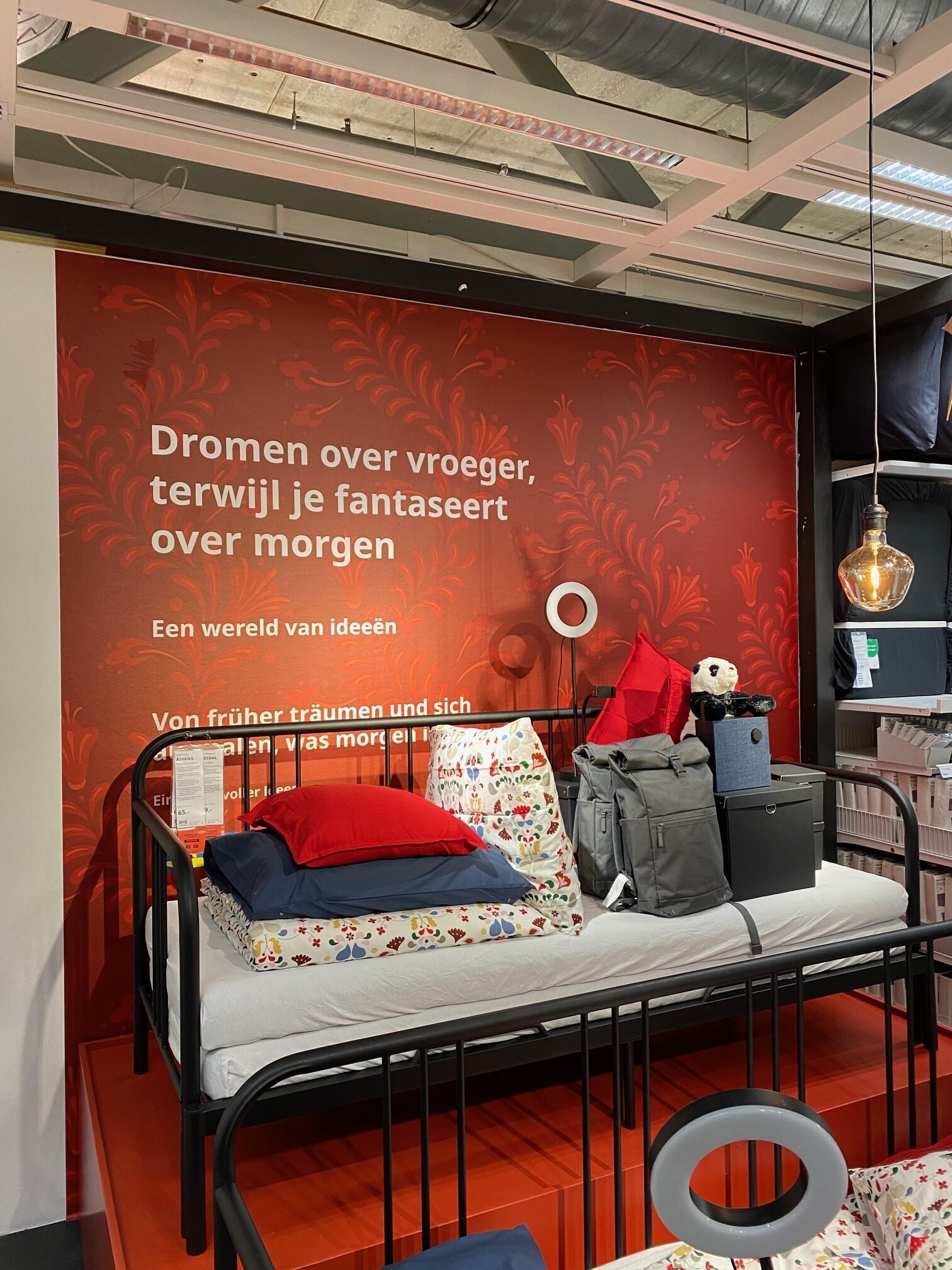 XL full color Airtex behang instore Heerlen Maastricht Hasselt Weert en Roermond